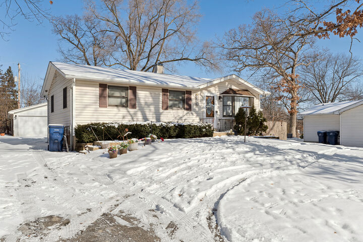 Property Photo:  17796 W Greentree Road  IL 60030 
