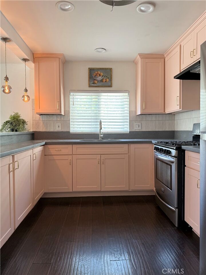 Property Photo: 6431 Roble CA 90042