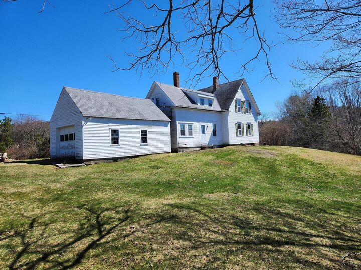 Property Photo:  141 Gross Point Road Waterfront  ME 04472 