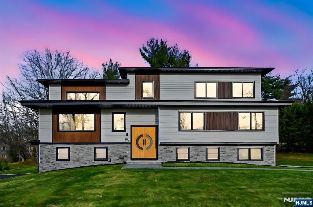 Property Photo:  148 Great Hills Road  NJ 07078 