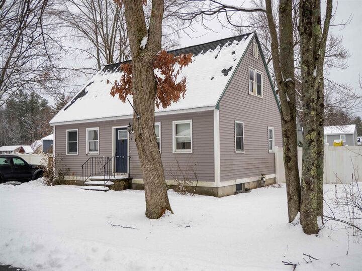 Property Photo:  7 Kim Lane  NH 03867 
