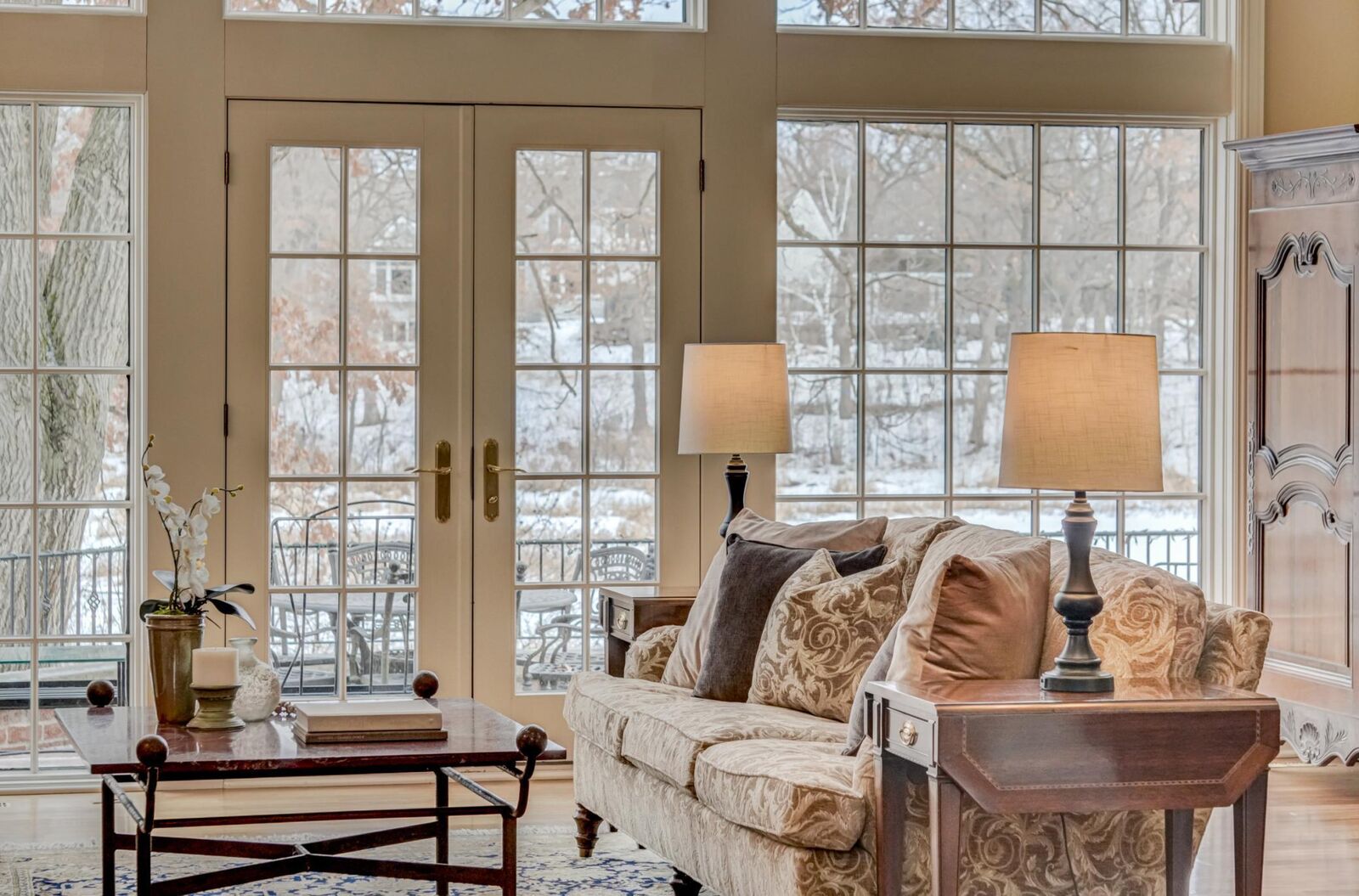 Property Photo:  7 Bent Tree Court  MN 55127 