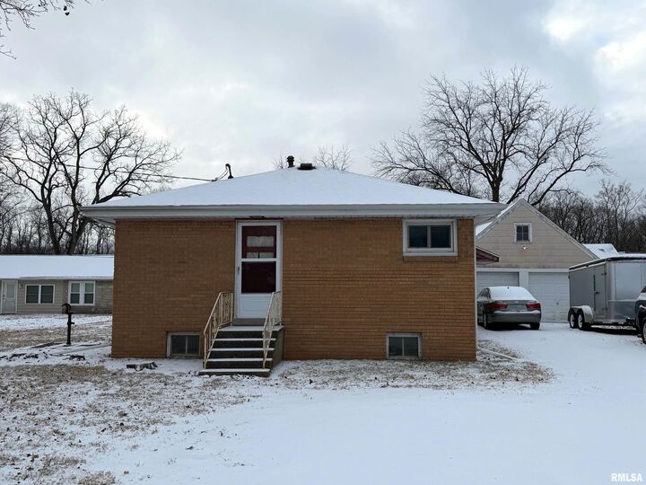 Property Photo: 2510 Springfield Road IL 61611