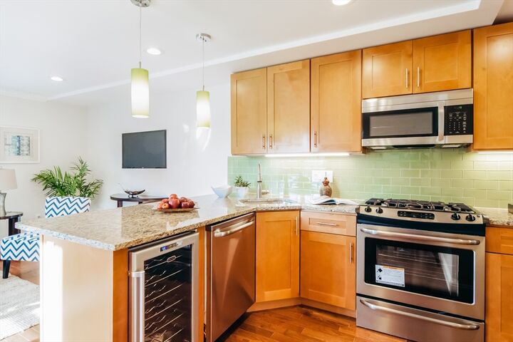 Property Photo:  108 Maverick Street 1  MA 02128 