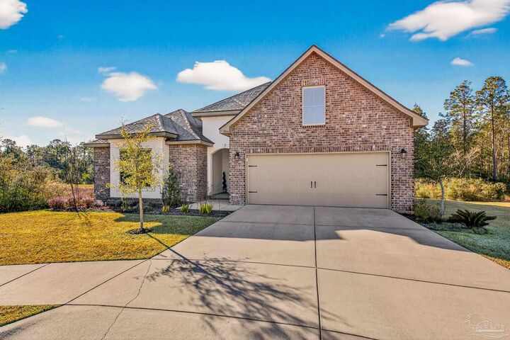 Property Photo: 3066 Mountain Laurel Tr FL 32533