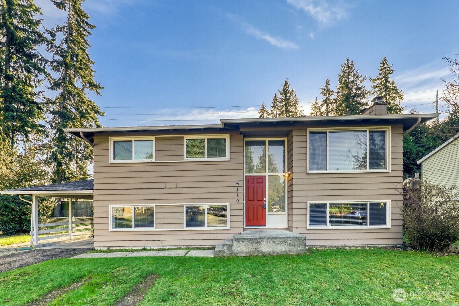 Property Photo:  6110  167th Place SW  WA 98037 