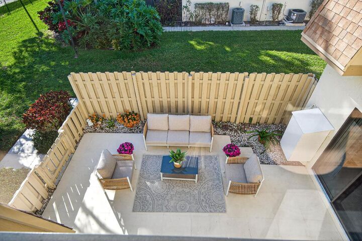 Property Photo:  865 NW 29th Avenue D  FL 33445 