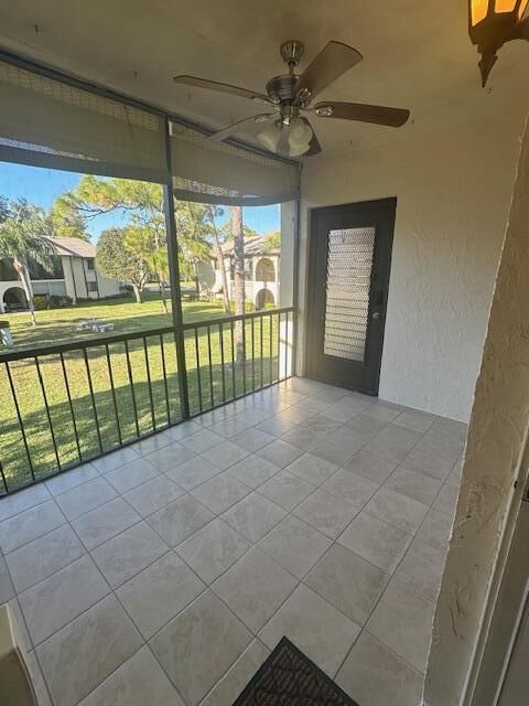 Property Photo:  3625 La Aires Court B2  FL 33463 