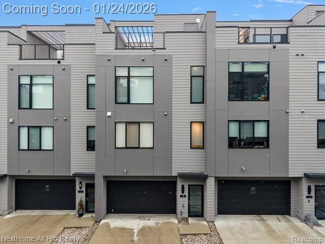 Property Photo:  104 N Center Cove  MI 48167 