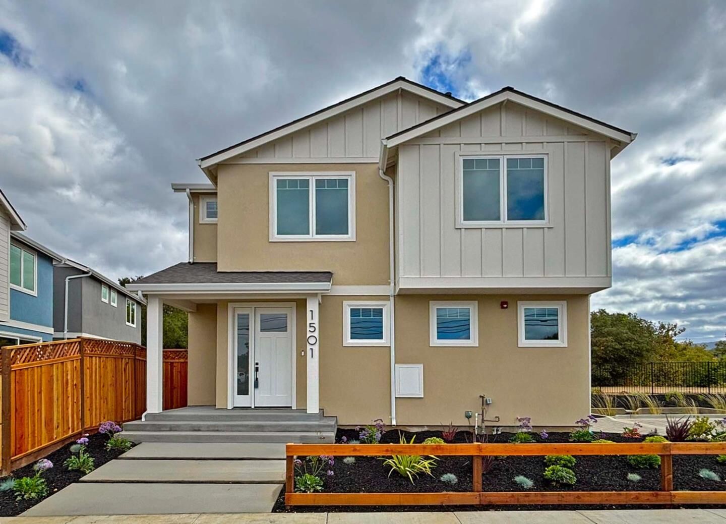 Property Photo: 1501 Paradise Court CA 95124