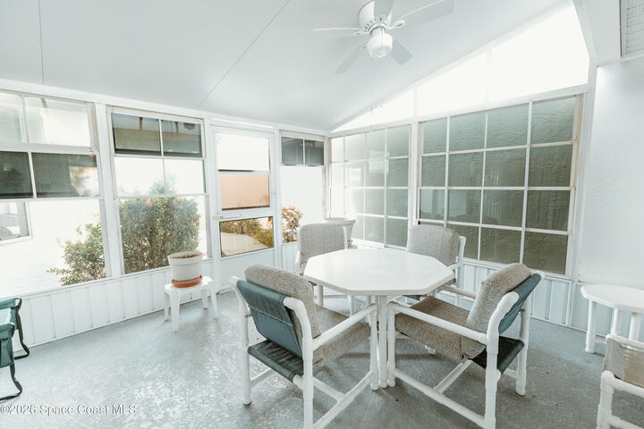 Property Photo:  905 Maplewood Court  FL 32940 