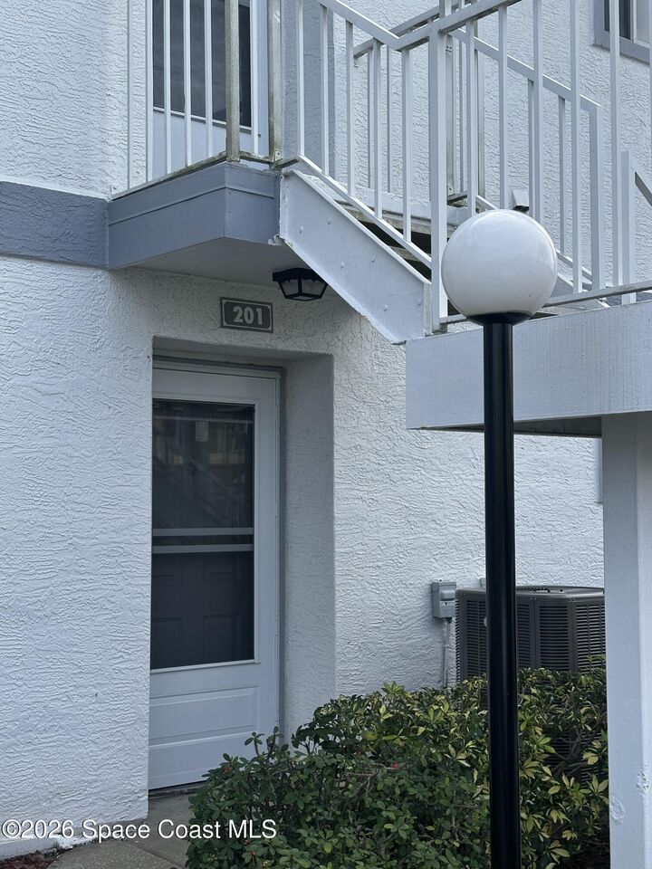 Property Photo:  201 Ocean Park Lane  FL 32920 