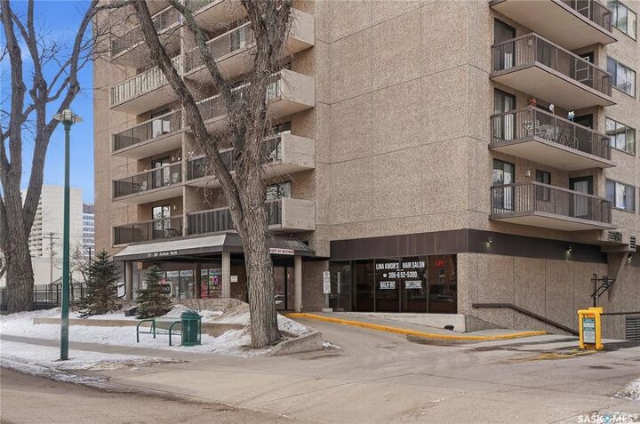 Property Photo: 311 6th Avenue N 905 SK S7K 7A9