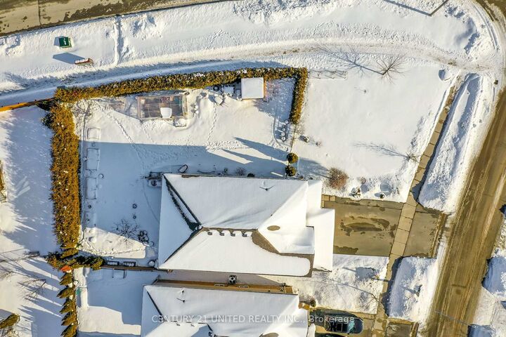 Photo de la propriété:  810 Hargrove Trail  ON K9L 0B6 