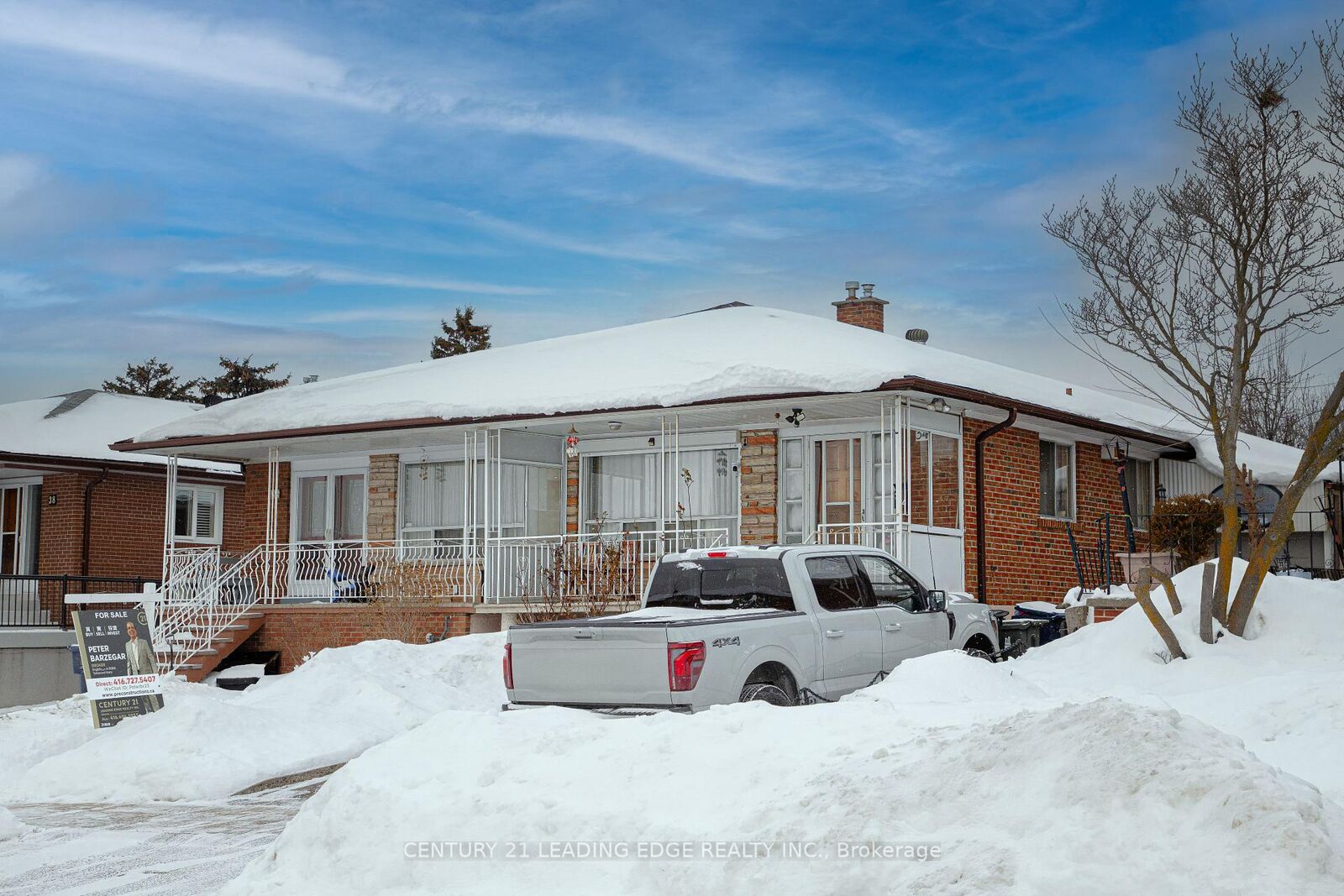 Photo de la propriété:  34 Ikley Road  ON M3J 1C6 
