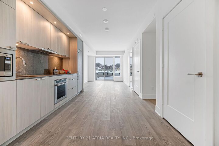 Photo de la propriété:  259 The Kingsway N/A 217  ON M9A 0G2 