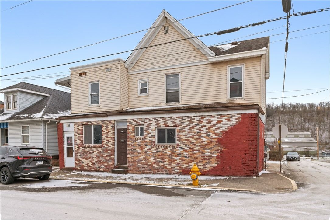 Property Photo:  149 Murdock Street  PA 15317 