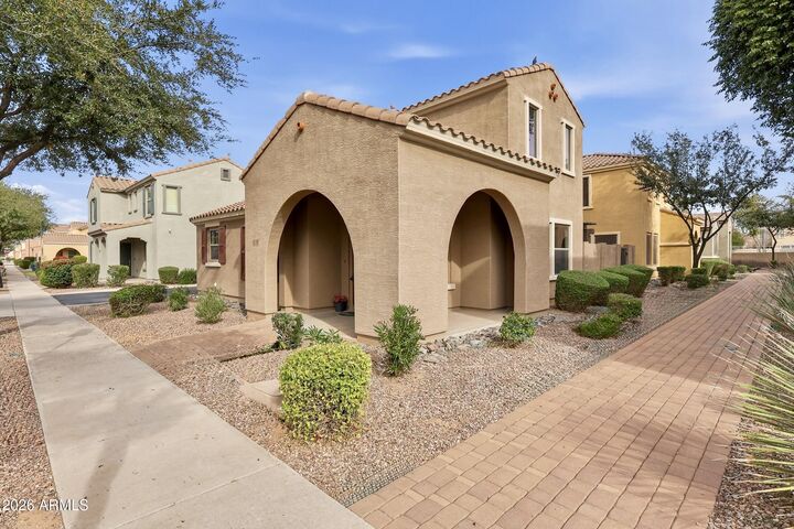 Property Photo:  1853 S Balboa Drive  AZ 85295 
