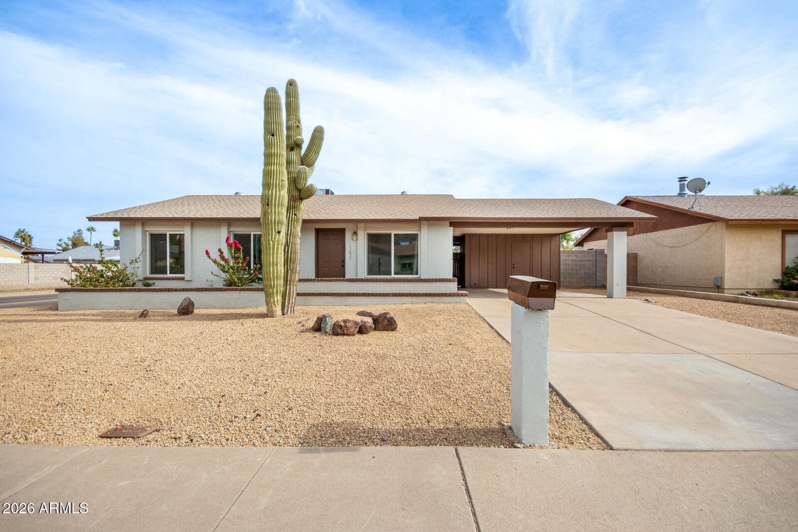 Property Photo:  15055 N 21st Place  AZ 85022 
