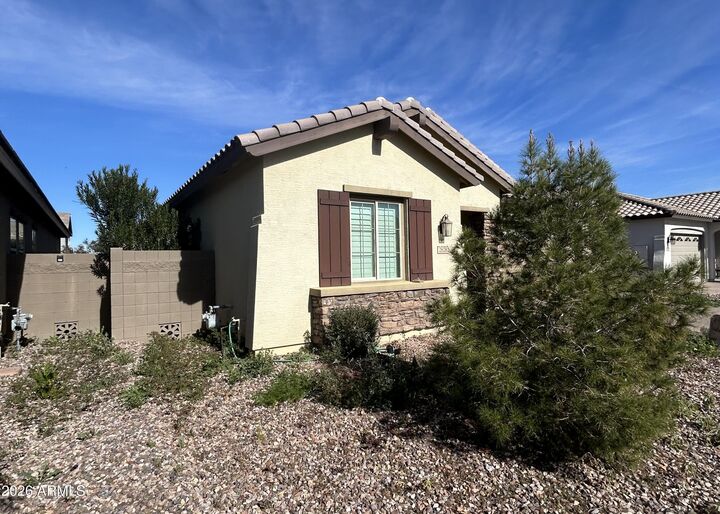 Property Photo:  2828 W Patagonia Court  AZ 85144 
