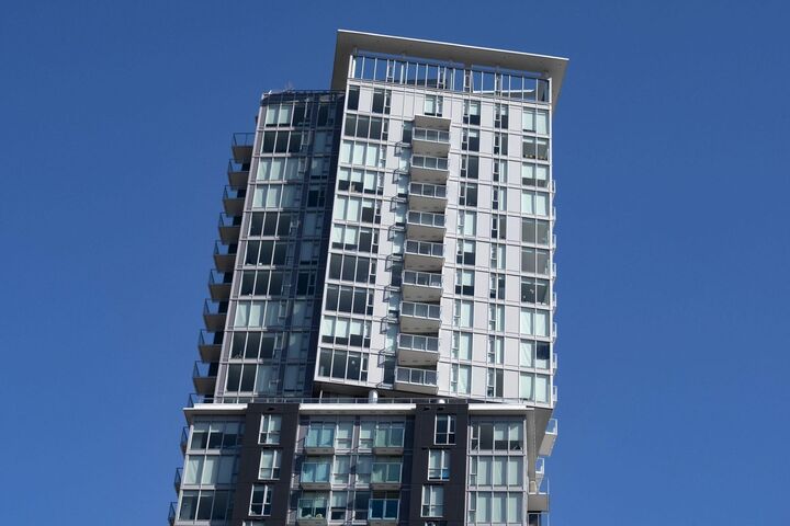 Property Photo: 13438 Central Avenue 1711 BC V3T 0N2