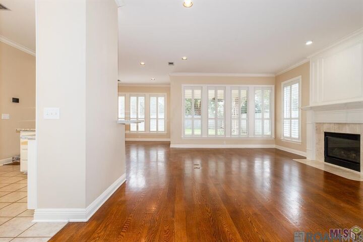 Property Photo:  712 Troutbeck Dr  LA 70810 