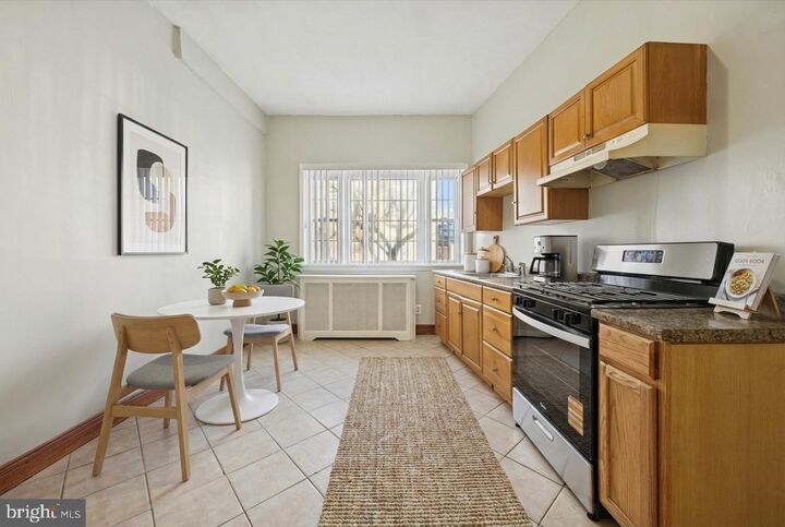 Property Photo:  1410 W Porter Street  PA 19145 