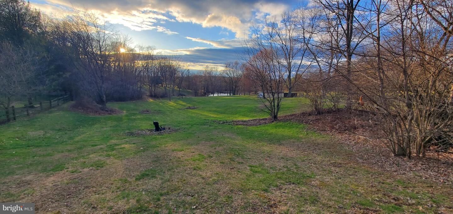 Property Photo:  1525 Mount Zion Road  PA 17046 