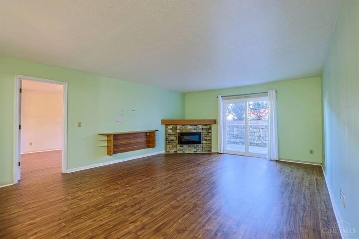 Property Photo:  3211 Heritage Square Drive  OH 45251 