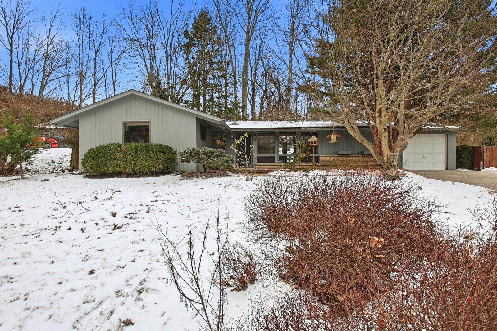 Property Photo:  192 Sunset SW Drive  OH 43023 