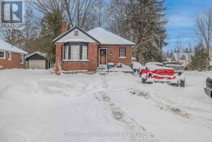 Photo de la propriété:  335 North Wellington Street North  ON N4S 6S6 