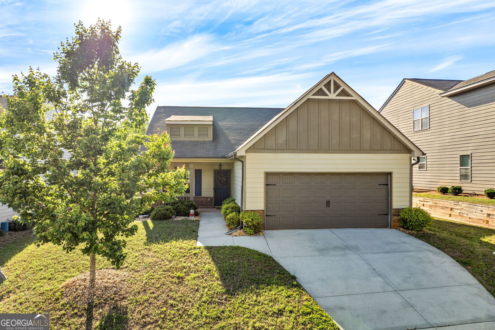 Property Photo: 396 Park West Boulevard GA 30606