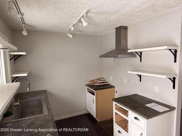 Property Photo: 615 Jennie Street MI 48827