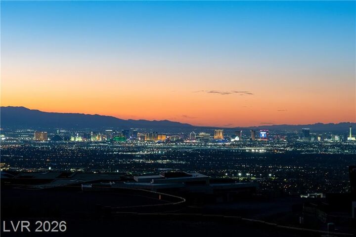 Property Photo:  8 Chisel Crest Court  NV 89012 