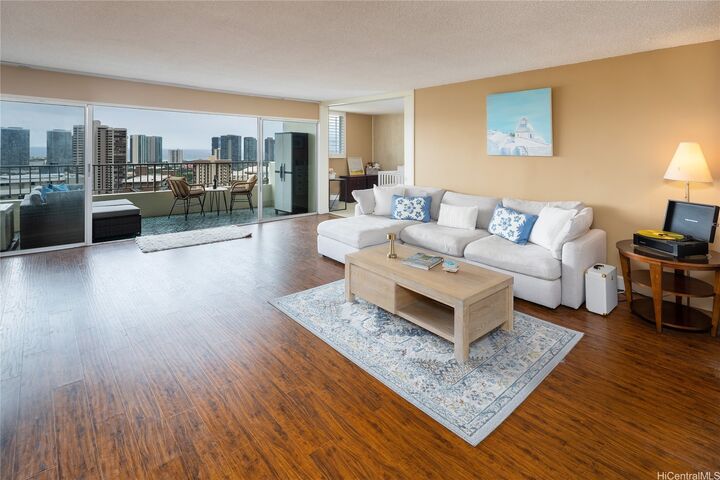 Property Photo:  927 Prospect Street 1103  HI 96822 