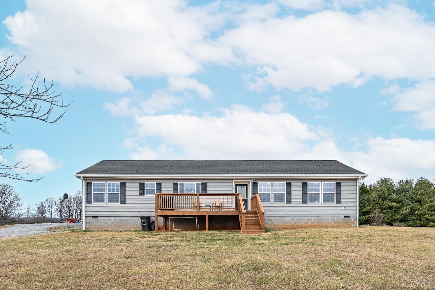 Property Photo:  1689 Otter Hill Road  VA 24523 