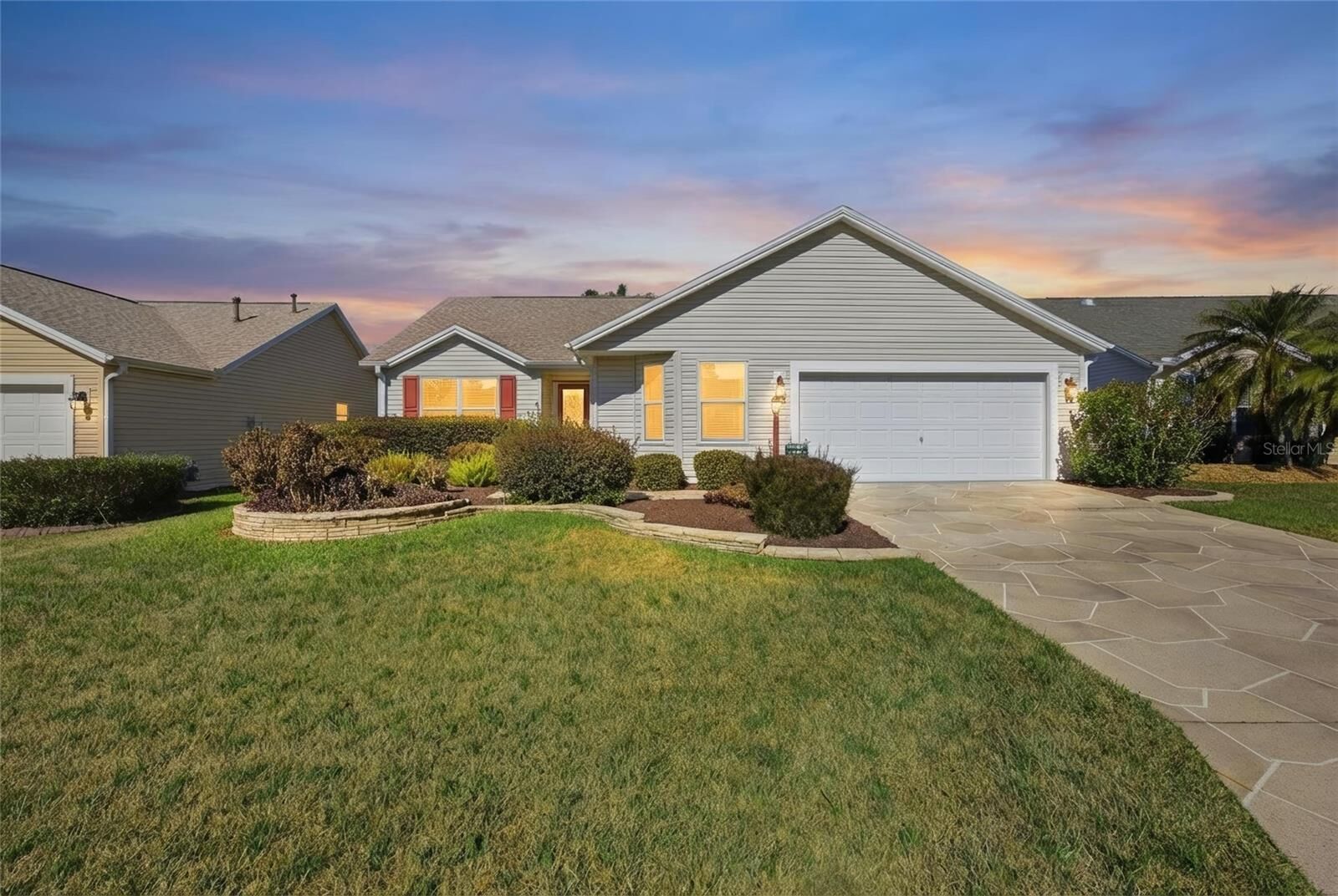 Property Photo:  1919 Treadwell Terrace  FL 32162 