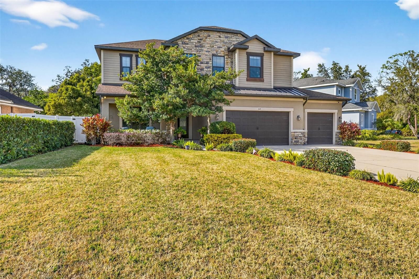 Property Photo: 315 S Glen Arven Avenue FL 33617