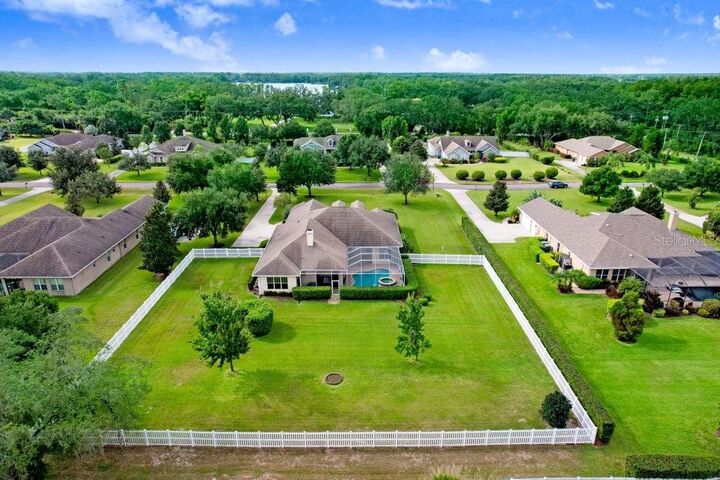 Property Photo: 7709 Kenia Meadows Lane FL 33556