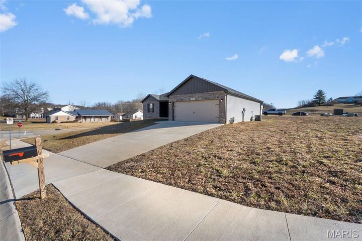 Property Photo:  994 Rifle Drive  MO 63701 