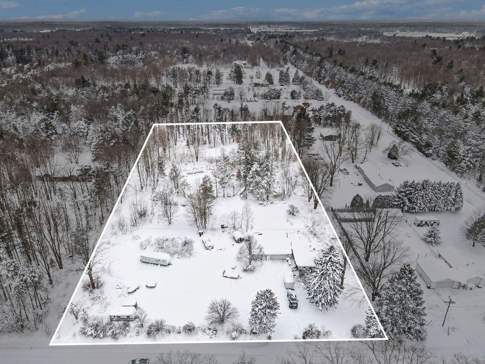 Property Photo:  4249 S Hilton Park Road  MI 49415 