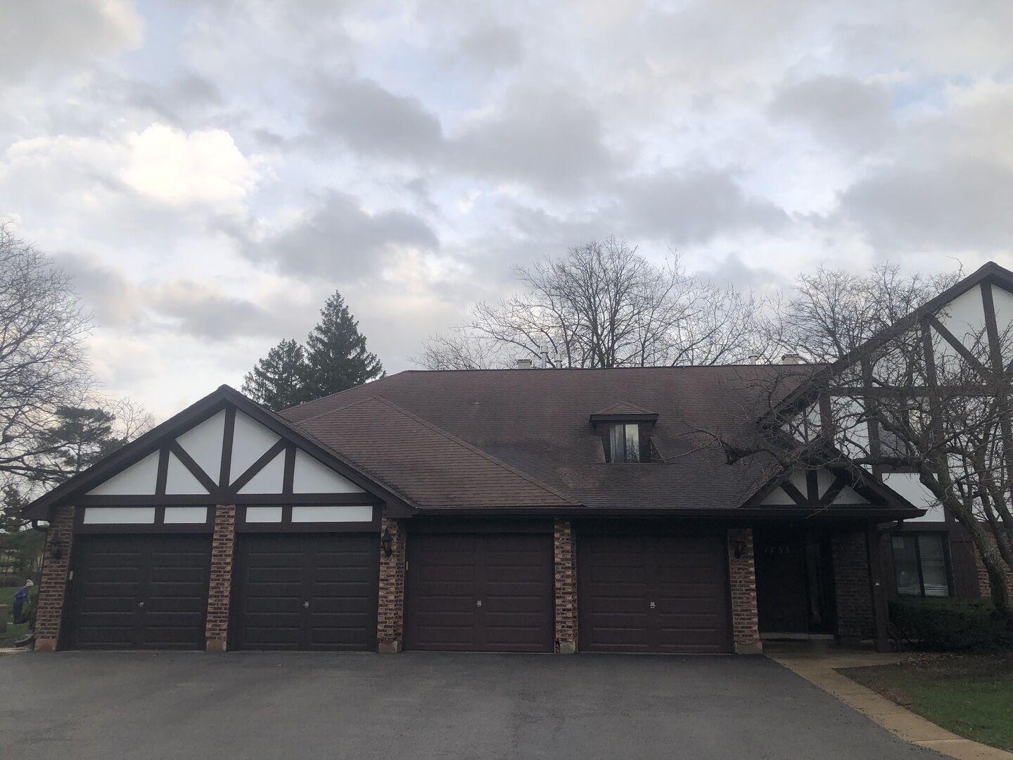 Property Photo:  1735 Harrow Court B  IL 60189 