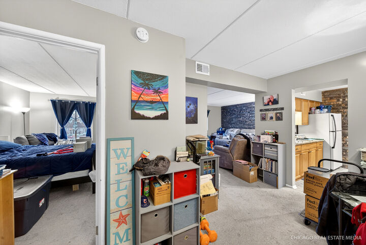 Property Photo:  841 N York Road 218  IL 60126 