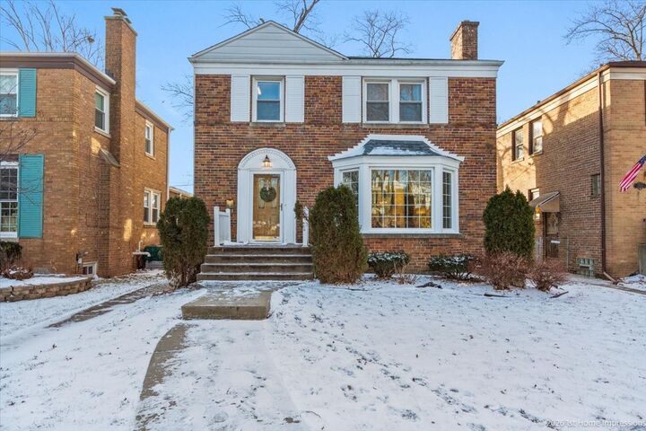 Property Photo:  2517 W 107th Street  IL 60655 