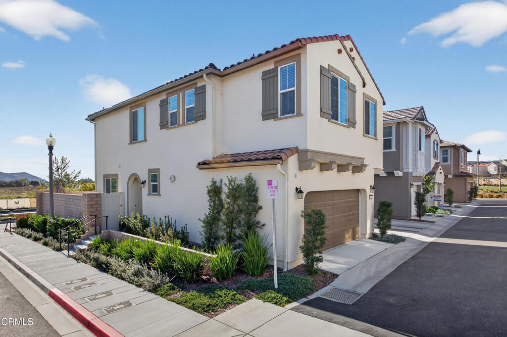 Property Photo: 340 Campbell Court CA 93060