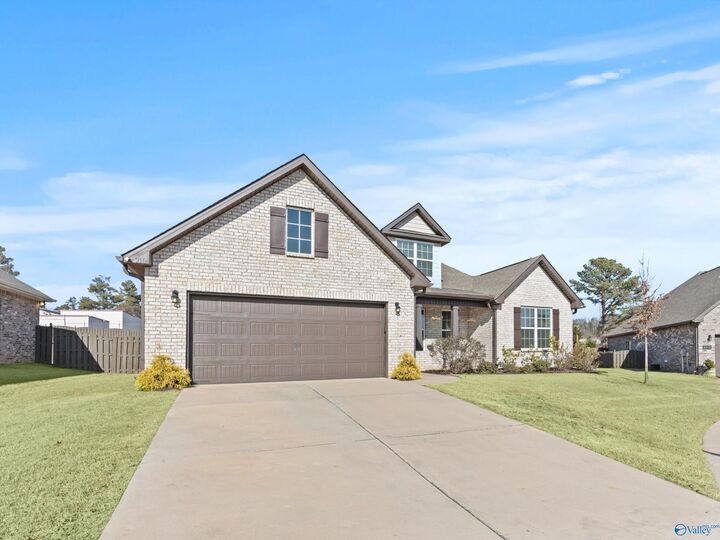 Property Photo:  2104 Big Leaf Drive  AL 35803 