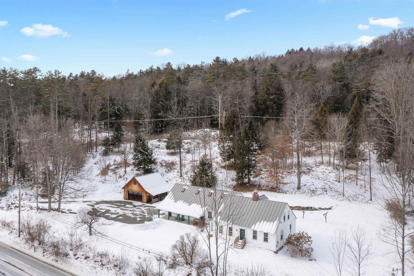 Property Photo:  528 Town House Road  NH 03745 