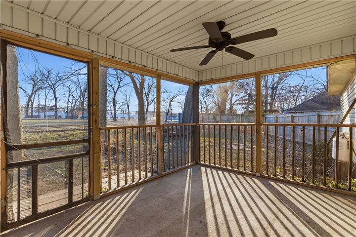 Property Photo: 605 Jenkins Road AR 72753