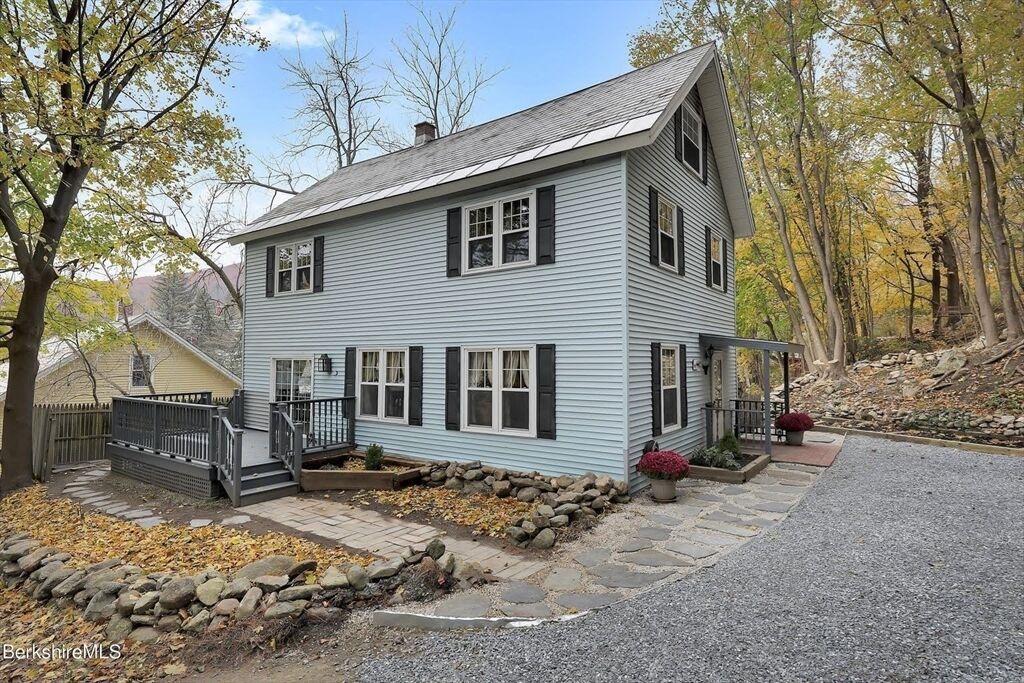 Property Photo:  15 Ballou  MA 01247 