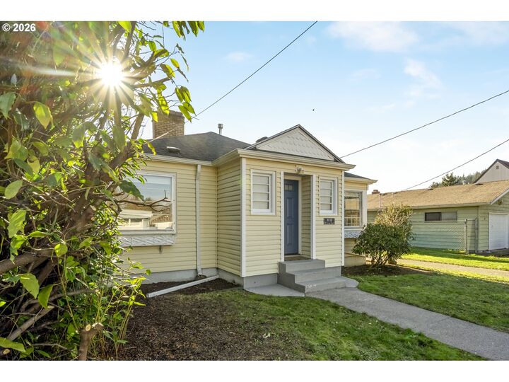 Property Photo: 8038 SE Salmon St OR 97215